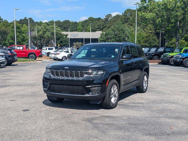 new 2025 Jeep Grand Cherokee car, priced at $41,046