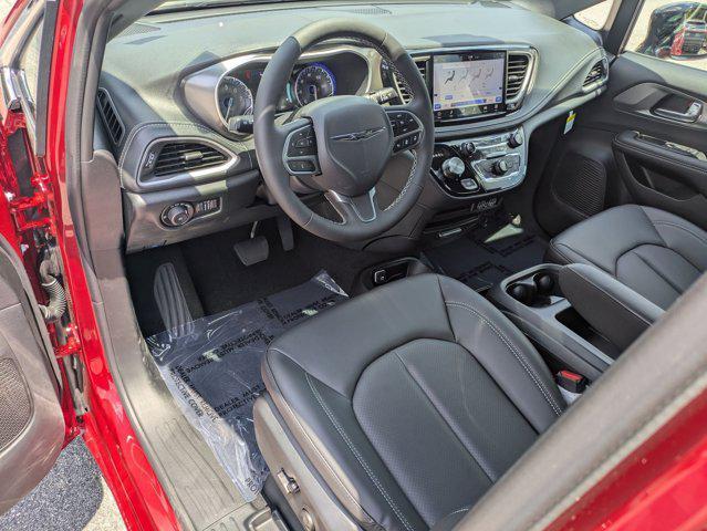 new 2025 Chrysler Pacifica car, priced at $42,909