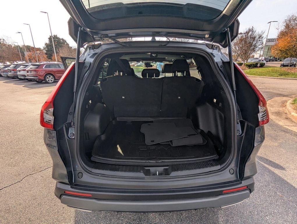 used 2023 Honda CR-V Hybrid car, priced at $28,177