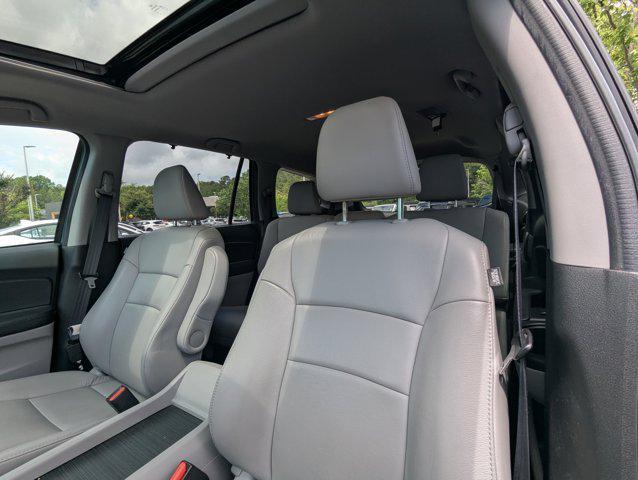 used 2022 Honda Pilot car, priced at $32,977