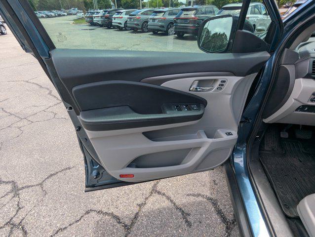 used 2022 Honda Pilot car, priced at $32,977