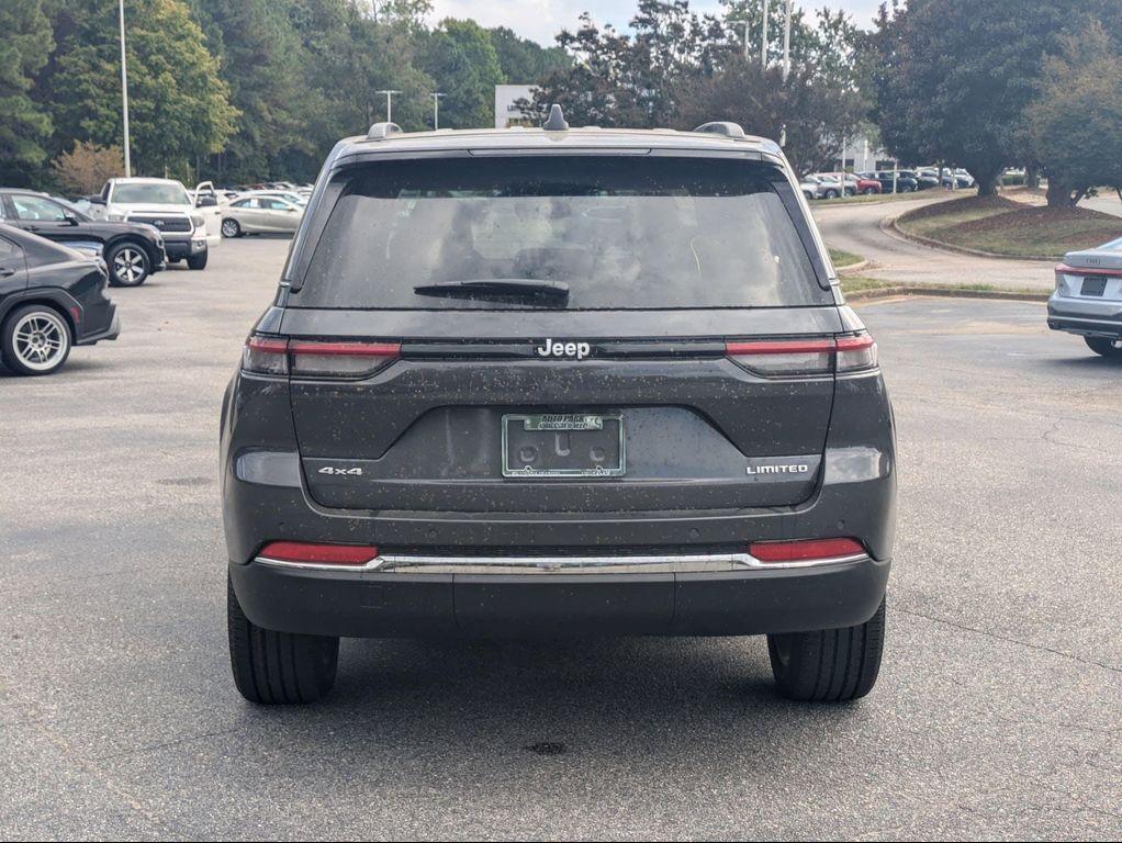 new 2025 Jeep Grand Cherokee car, priced at $48,318