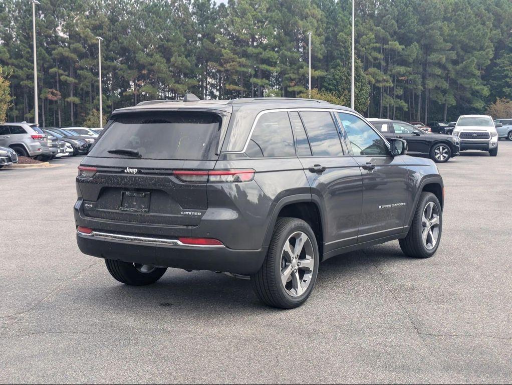new 2025 Jeep Grand Cherokee car, priced at $48,318