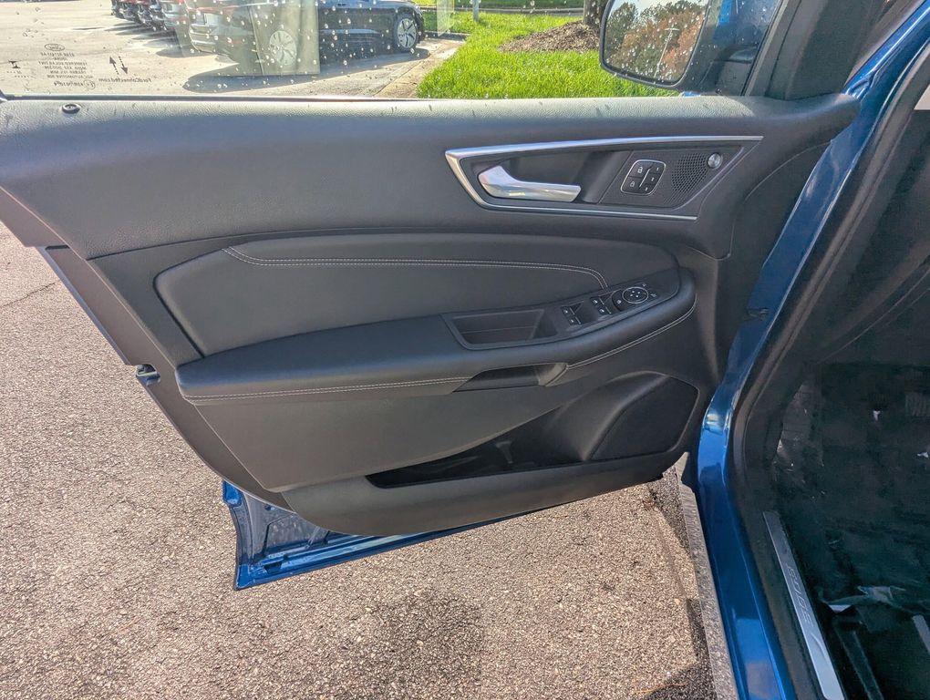 used 2022 Ford Edge car, priced at $22,477