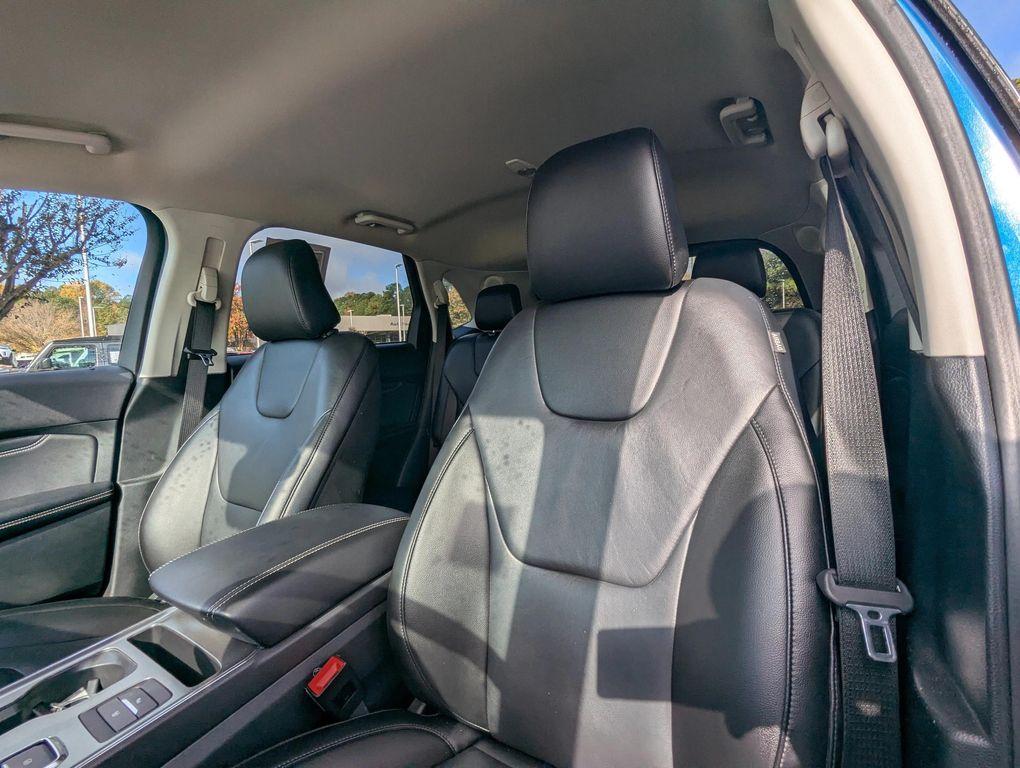 used 2022 Ford Edge car, priced at $22,477