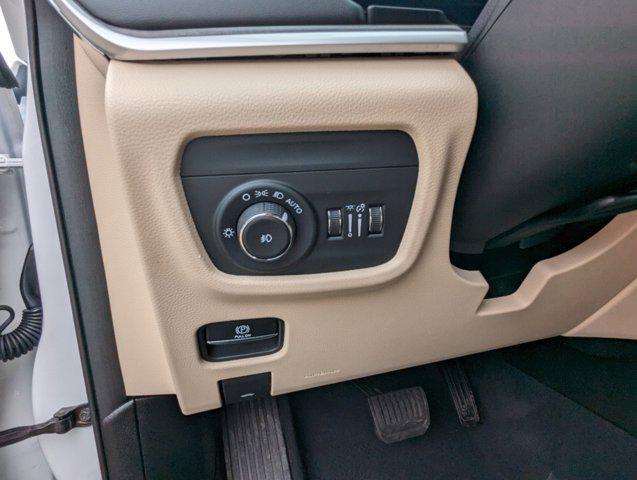 used 2023 Jeep Grand Cherokee car, priced at $38,577