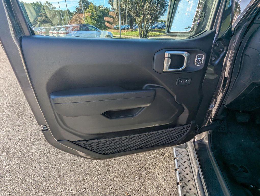 used 2024 Jeep Gladiator car, priced at $46,977