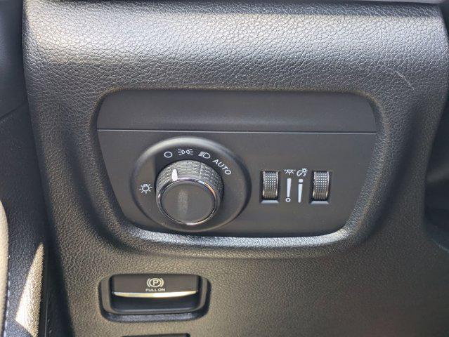 new 2025 Jeep Grand Cherokee L car, priced at $43,192