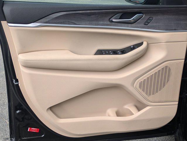 new 2025 Jeep Grand Cherokee L car, priced at $56,030