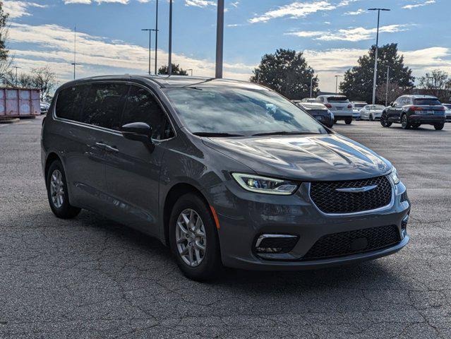 new 2025 Chrysler Pacifica car, priced at $42,258