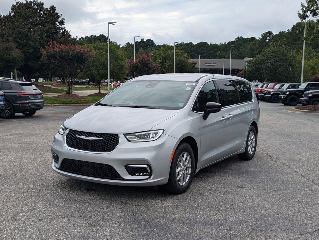 new 2026 Chrysler Pacifica car, priced at $41,346
