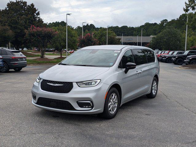 new 2026 Chrysler Pacifica car, priced at $41,681