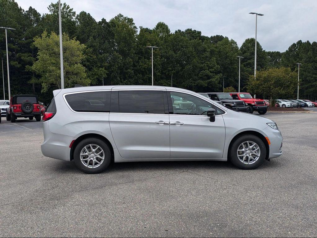new 2026 Chrysler Pacifica car, priced at $41,346