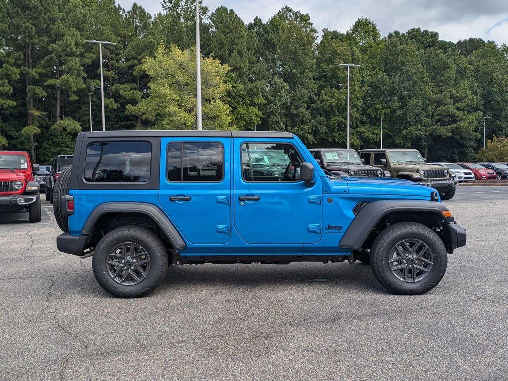 new 2025 Jeep Wrangler car, priced at $47,362