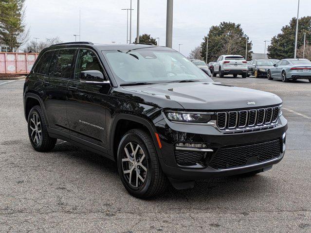 new 2025 Jeep Grand Cherokee car, priced at $50,498