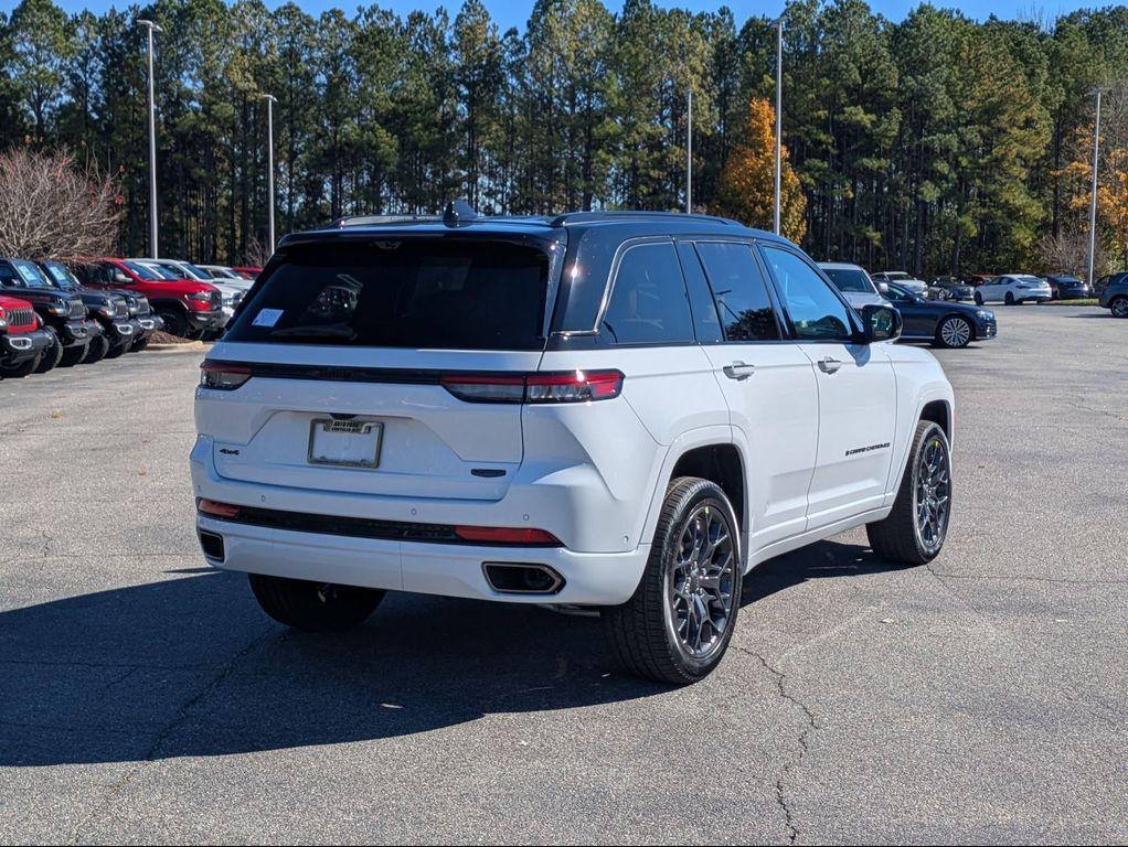 new 2025 Jeep Grand Cherokee car, priced at $67,572