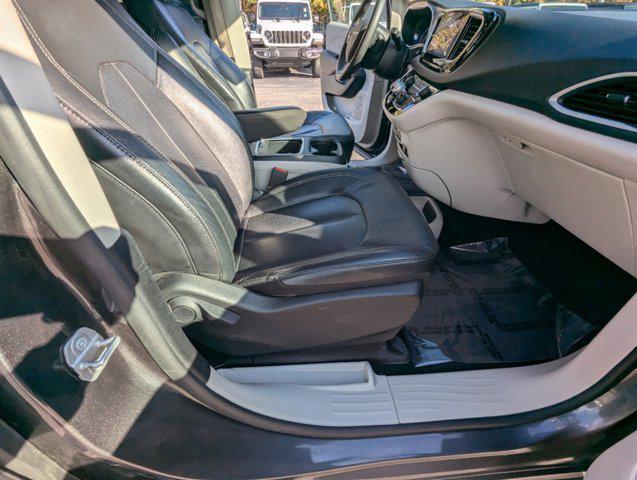 used 2022 Chrysler Pacifica car, priced at $22,577