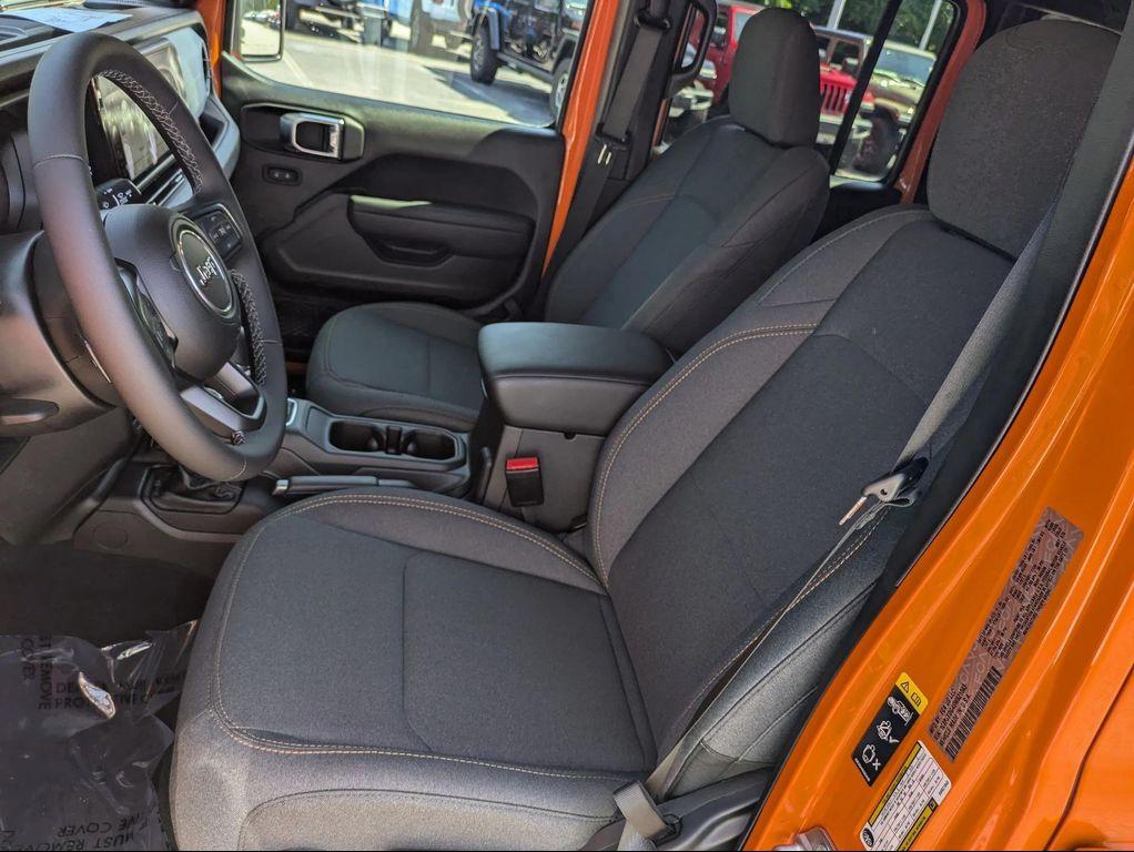 new 2025 Jeep Wrangler car, priced at $44,260
