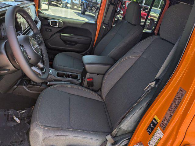 new 2025 Jeep Wrangler car, priced at $46,083
