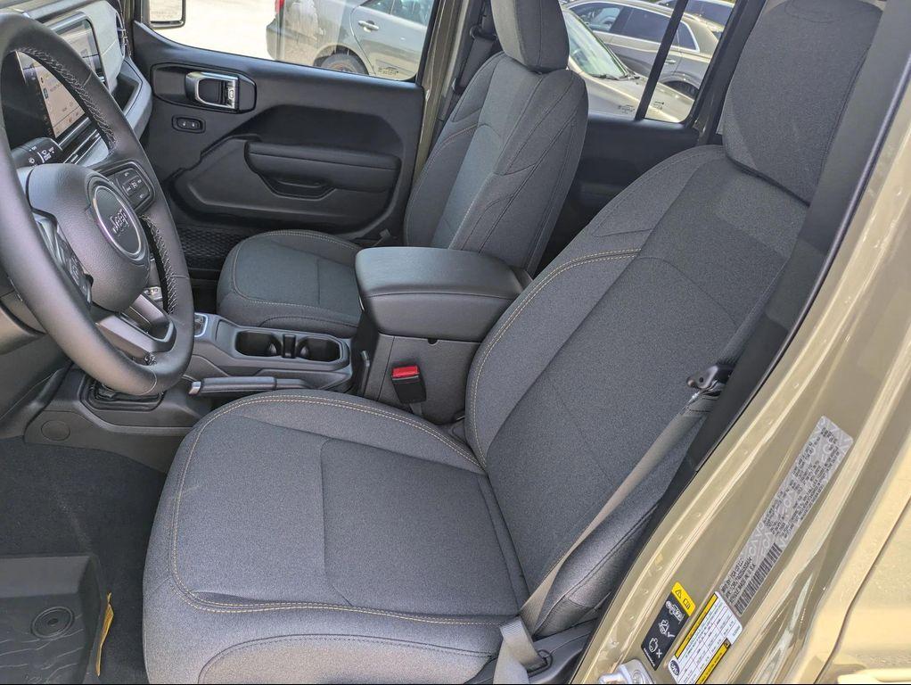 new 2025 Jeep Gladiator car, priced at $44,671