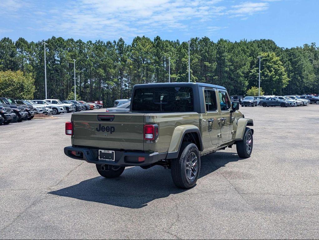 new 2025 Jeep Gladiator car, priced at $44,671