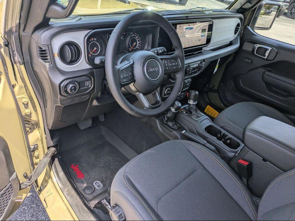 new 2025 Jeep Gladiator car, priced at $44,671