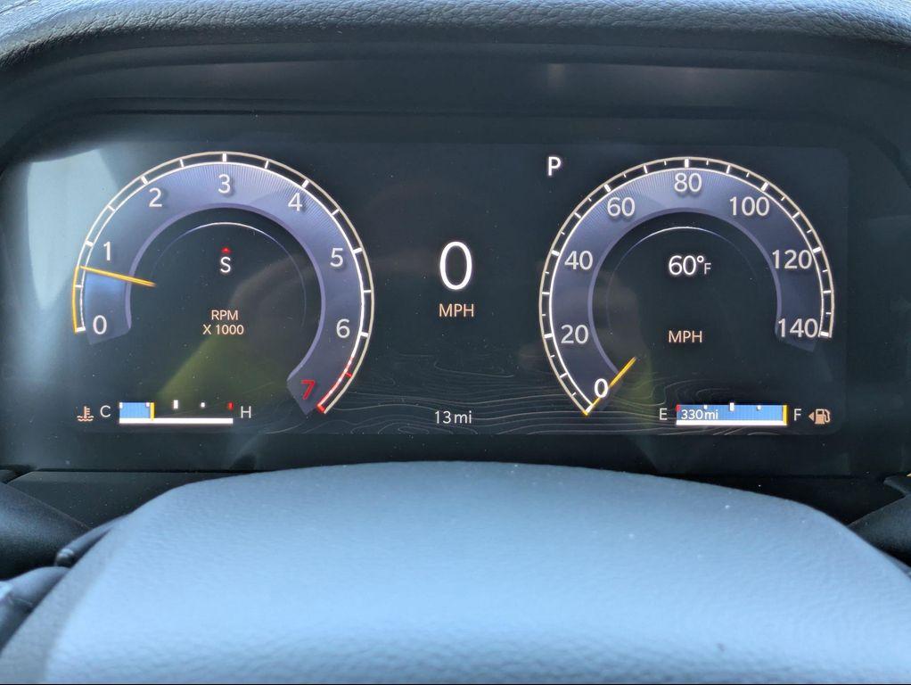 new 2025 Jeep Grand Cherokee car, priced at $47,043