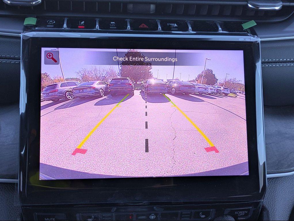 new 2025 Jeep Grand Cherokee car, priced at $47,043