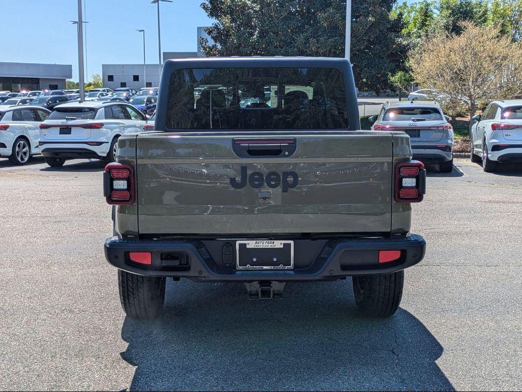 new 2025 Jeep Gladiator car, priced at $47,486