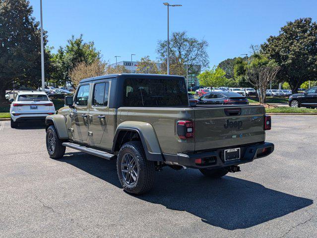 new 2025 Jeep Gladiator car, priced at $47,318
