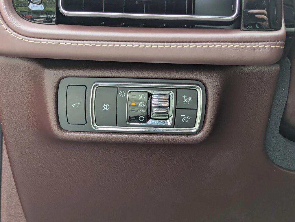 used 2020 Lincoln Aviator car, priced at $37,777