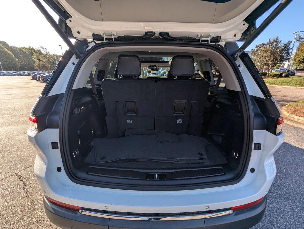 used 2021 Jeep Grand Cherokee L car, priced at $29,977