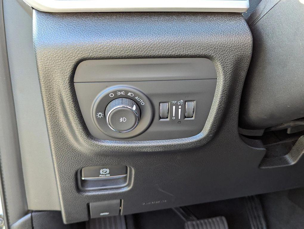 used 2021 Jeep Grand Cherokee L car, priced at $29,977