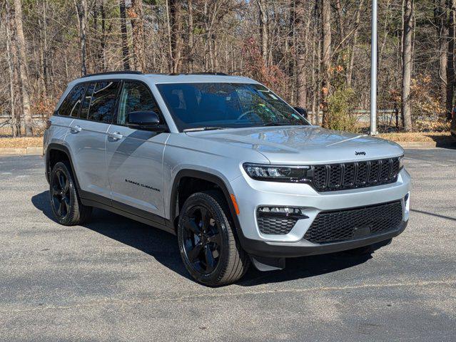 new 2025 Jeep Grand Cherokee car, priced at $51,309