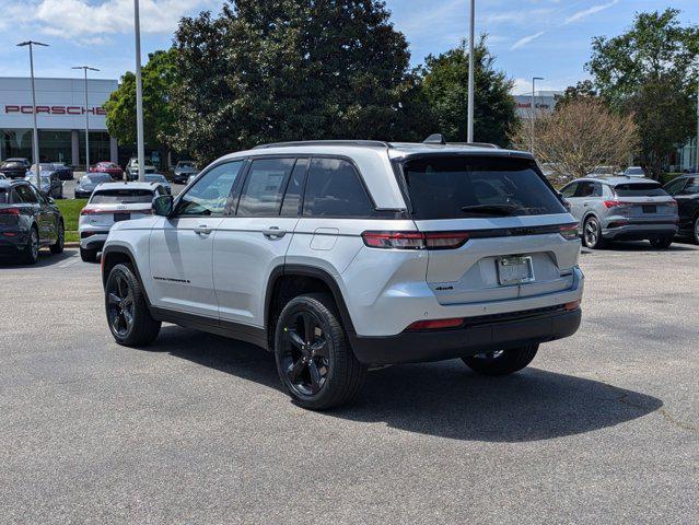 new 2025 Jeep Grand Cherokee car, priced at $50,977
