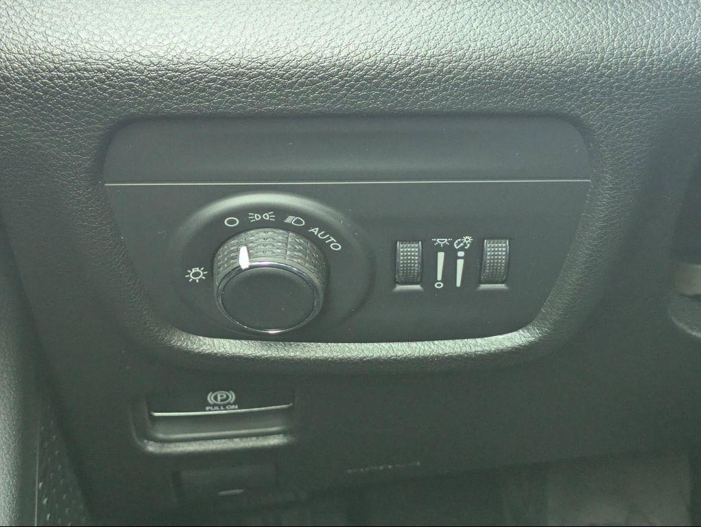 new 2025 Jeep Grand Cherokee L car, priced at $42,343