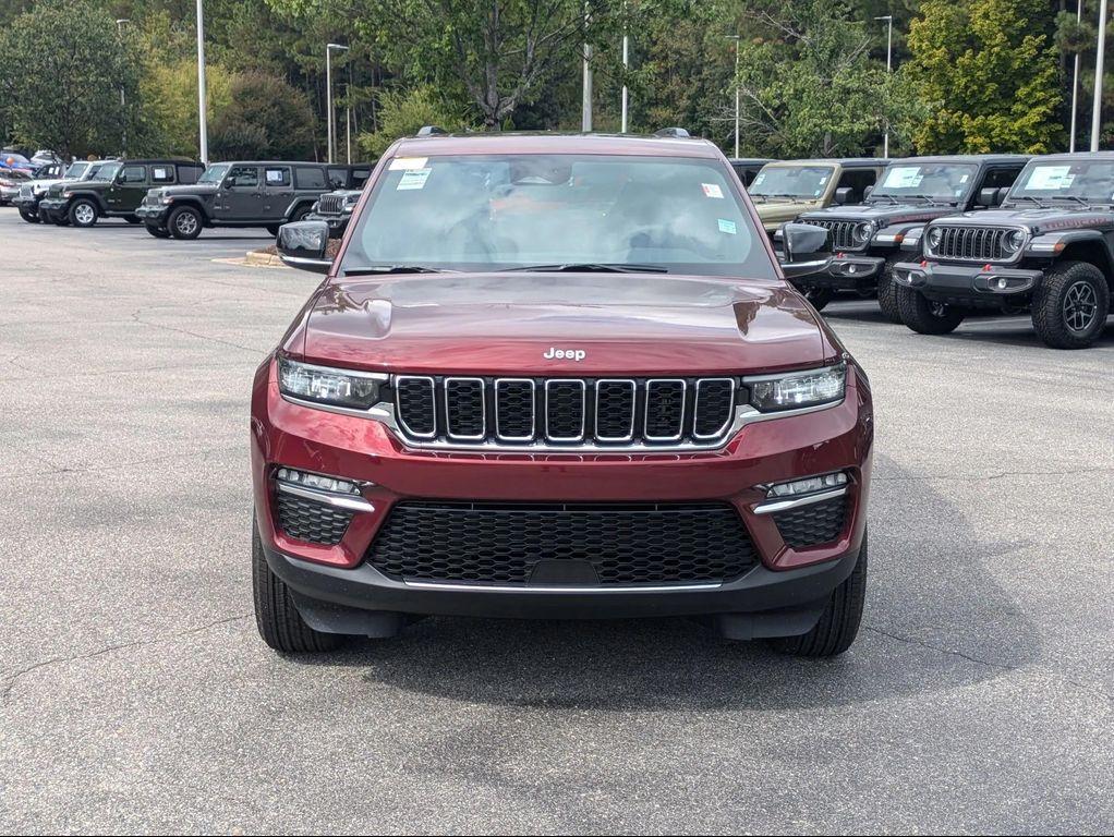 new 2025 Jeep Grand Cherokee car, priced at $47,032