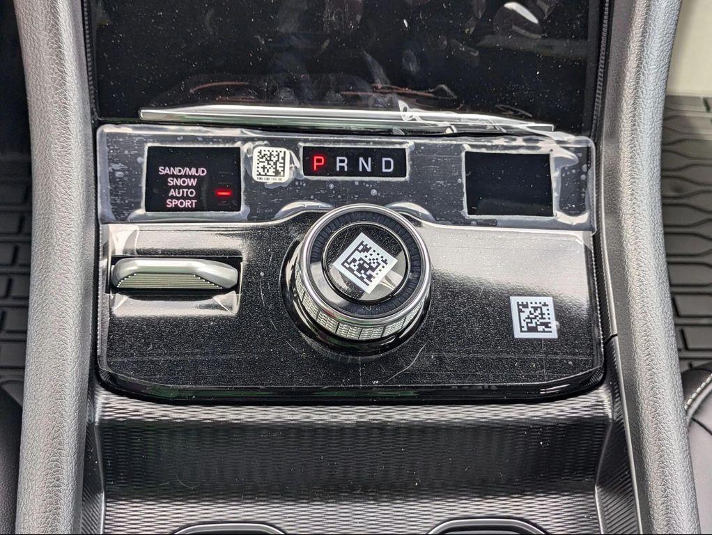 new 2025 Jeep Grand Cherokee car, priced at $47,032