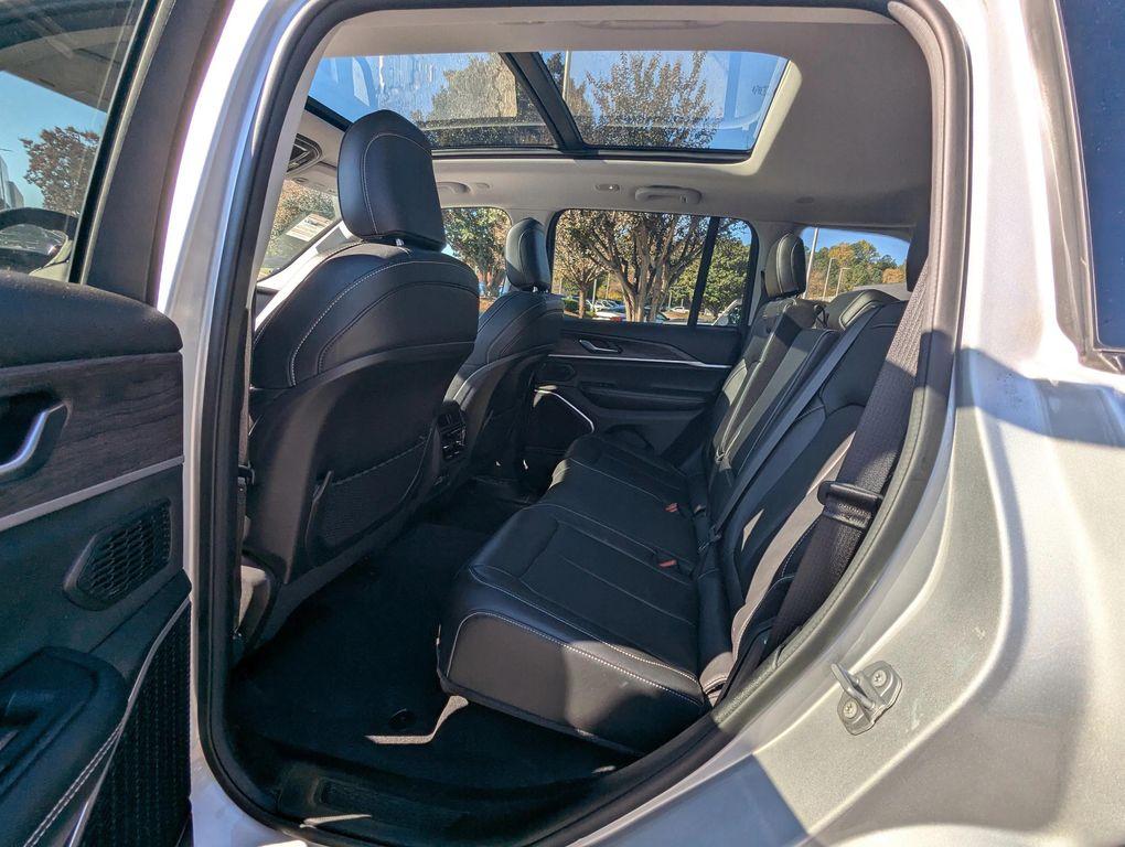 used 2022 Jeep Grand Cherokee car, priced at $25,877