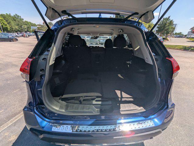 used 2019 Nissan Rogue car, priced at $13,877