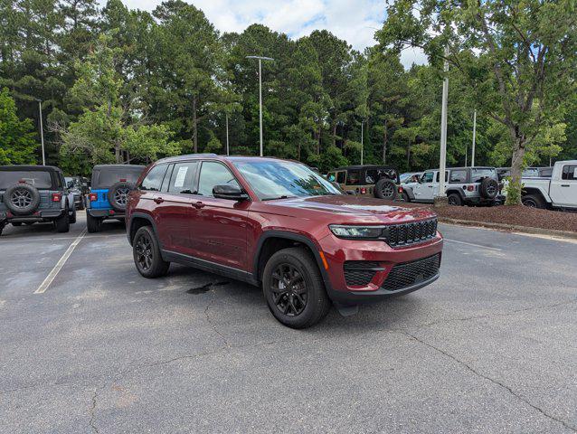 used 2024 Jeep Grand Cherokee car, priced at $36,998