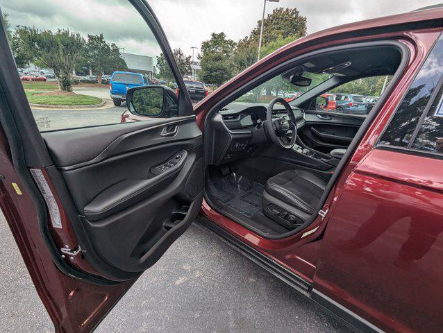 used 2024 Jeep Grand Cherokee car, priced at $36,998