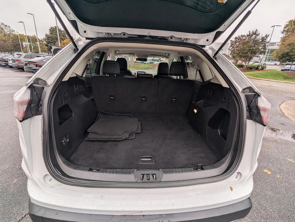 used 2024 Ford Edge car, priced at $22,877