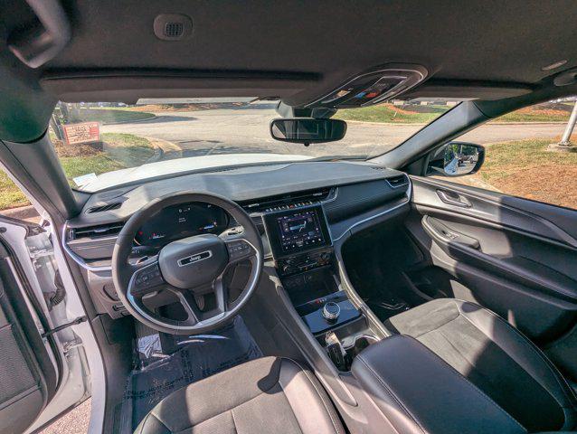 used 2024 Jeep Grand Cherokee L car, priced at $33,877