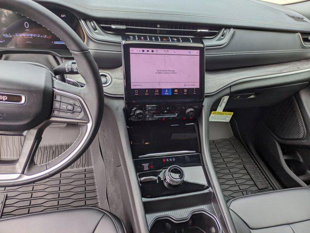 new 2025 Jeep Grand Cherokee car, priced at $48,942