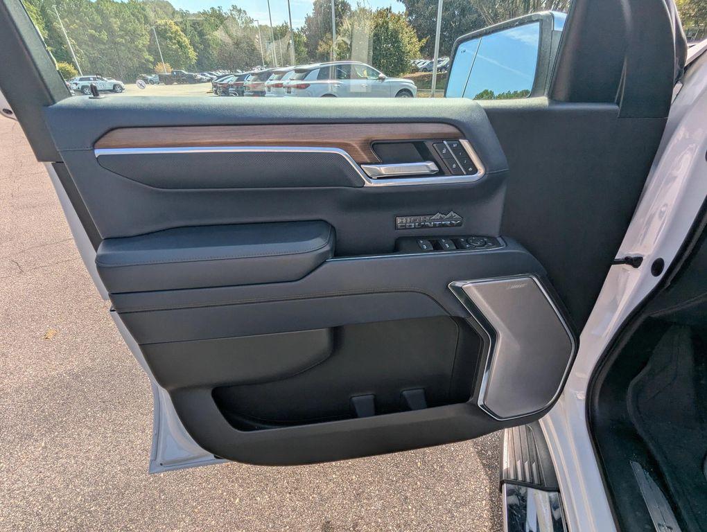 used 2022 Chevrolet Silverado 1500 car, priced at $48,977