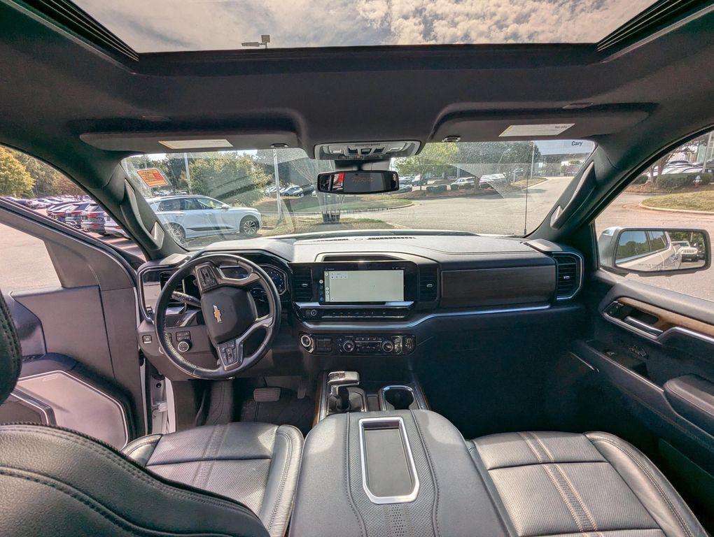 used 2022 Chevrolet Silverado 1500 car, priced at $48,977