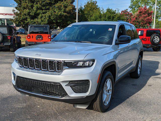 new 2024 Jeep Grand Cherokee car, priced at $44,170