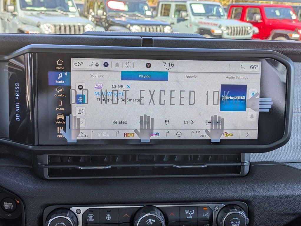 new 2026 Jeep Gladiator car, priced at $48,169