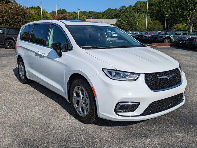 new 2024 Chrysler Pacifica car, priced at $54,765